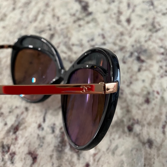 Chanel  Cat Eyes Mirror Sunglasses main image 8
